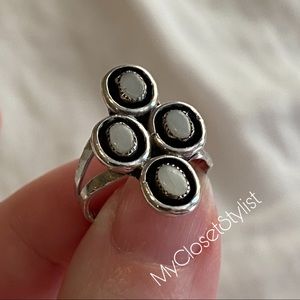 Navajo UNIQUE Sterling Silver 4 Opal Ring! Mod 5-6